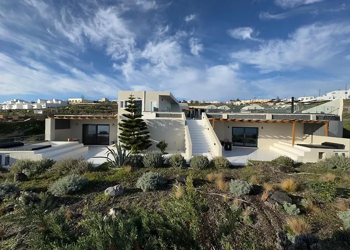Abrazo Villas